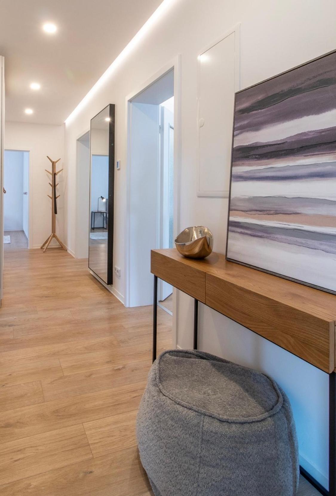 Stilvolles City-Apartment I Netflix I Wlan L Stellplatz I Zentral Schwarzenberg  Exteriör bild