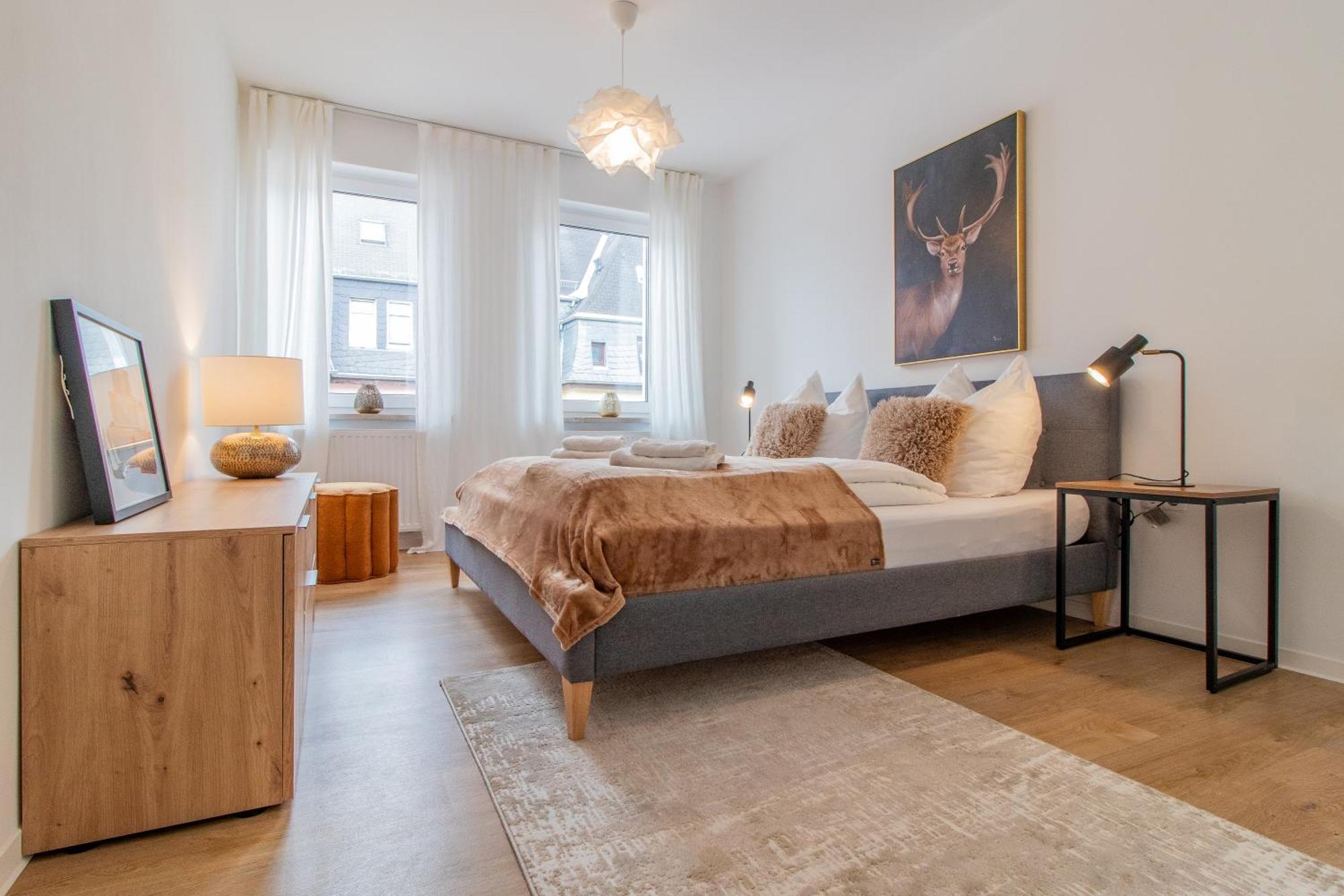 Stilvolles City-Apartment I Netflix I Wlan L Stellplatz I Zentral Schwarzenberg  Exteriör bild