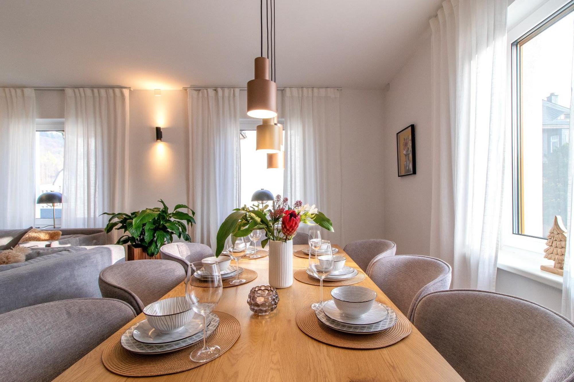 Stilvolles City-Apartment I Netflix I Wlan L Stellplatz I Zentral Schwarzenberg  Exteriör bild